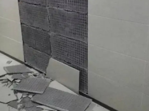东河瓷砖空鼓维修公司分享下东河墙砖松动维修的知识